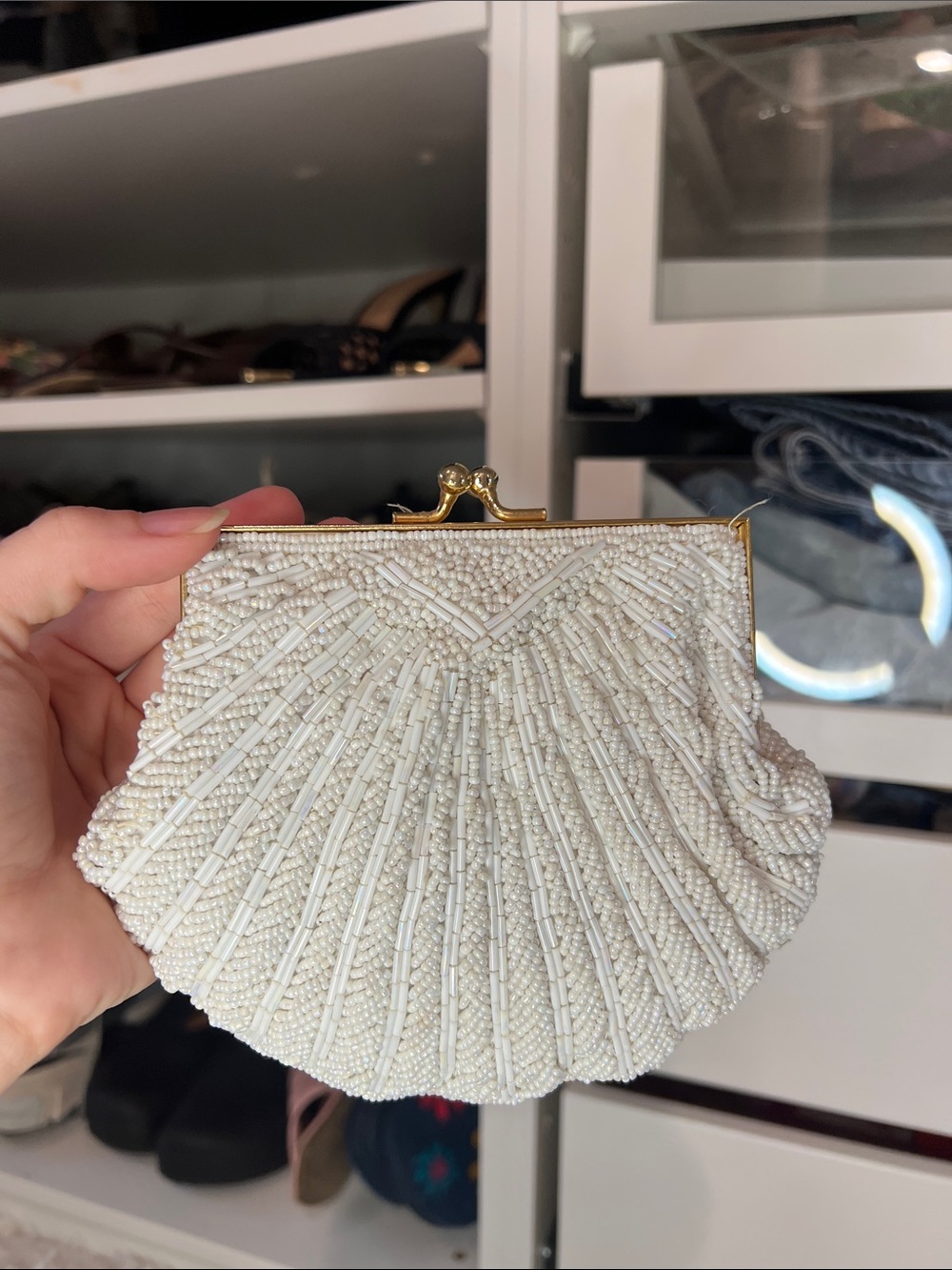 Walborg White Beaded Shell-Style Clutch